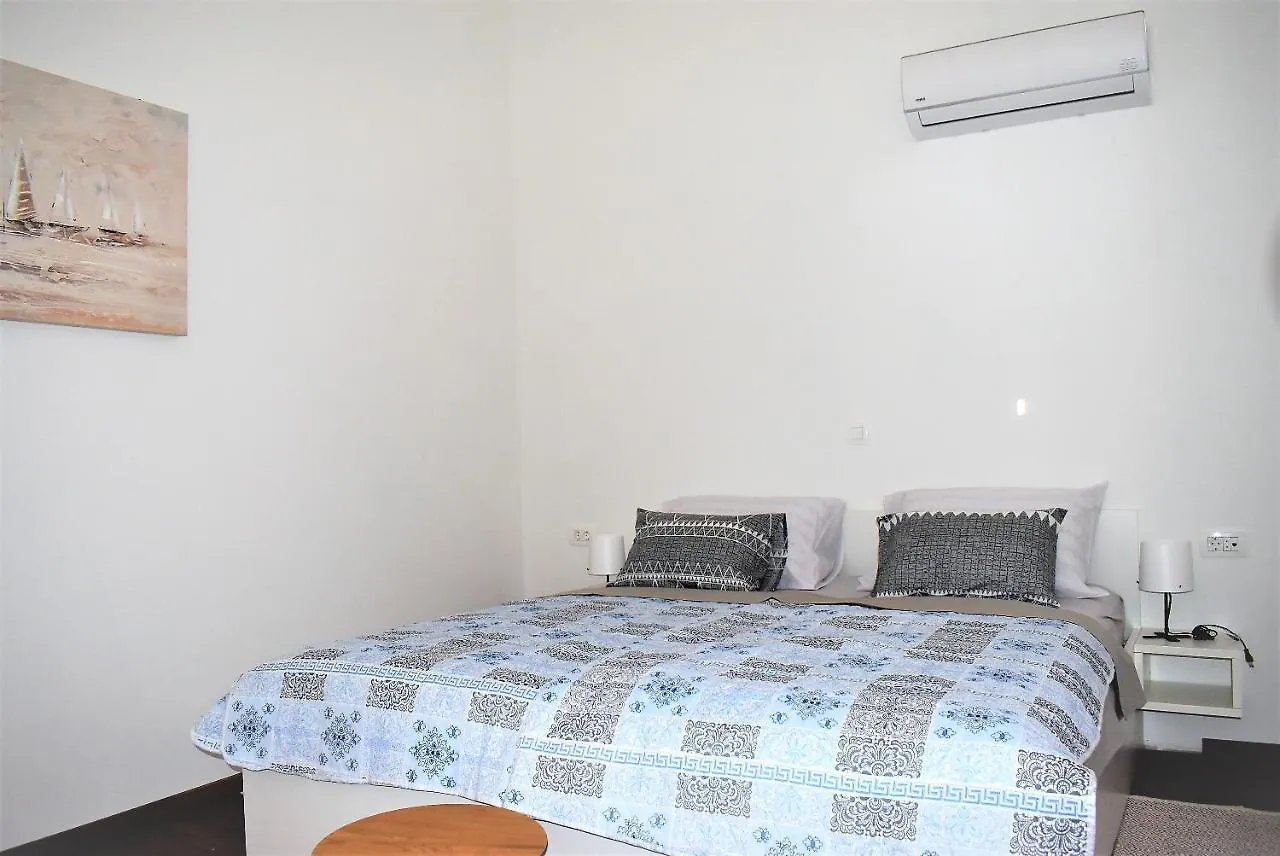 Apartment Aci Marina Rab Banjol 0*,  Croatia
